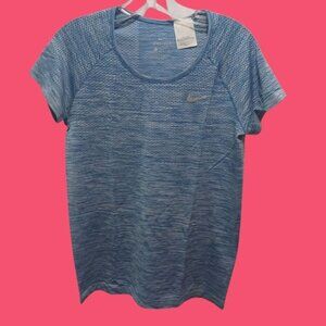 Nike Womens Blue Dri-Fit Short Sleeve Athletic Shirt Blue Color Size Medium